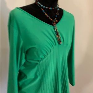 Knit pull over top front pleaded bust to bottom